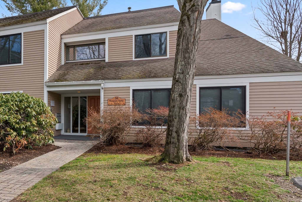 30 Concord Greene # 6 Property Photo