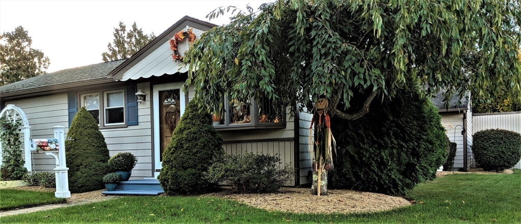 6 Holbrook Rd Property Photo
