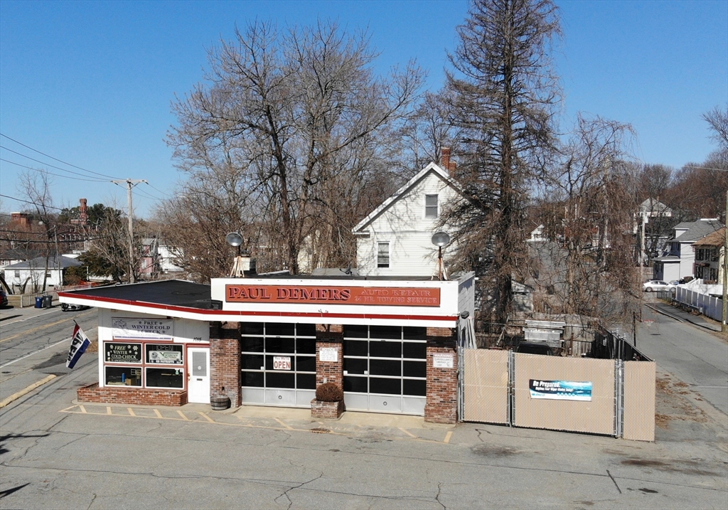 1015 Lakeview Ave Property Photo 1