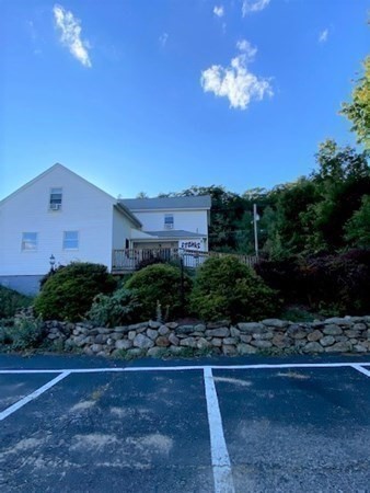 531 Summer St Property Photo 15