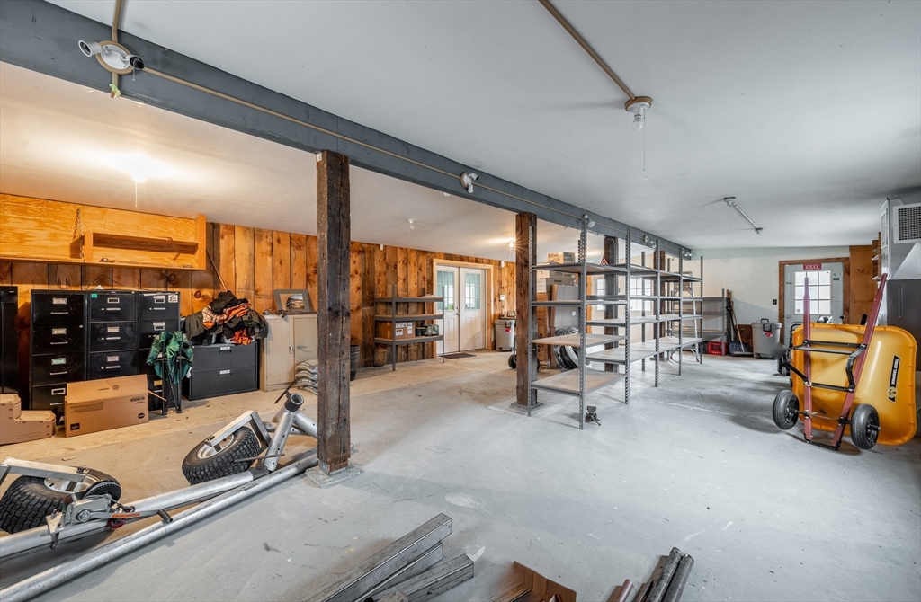336 West St Property Photo 9