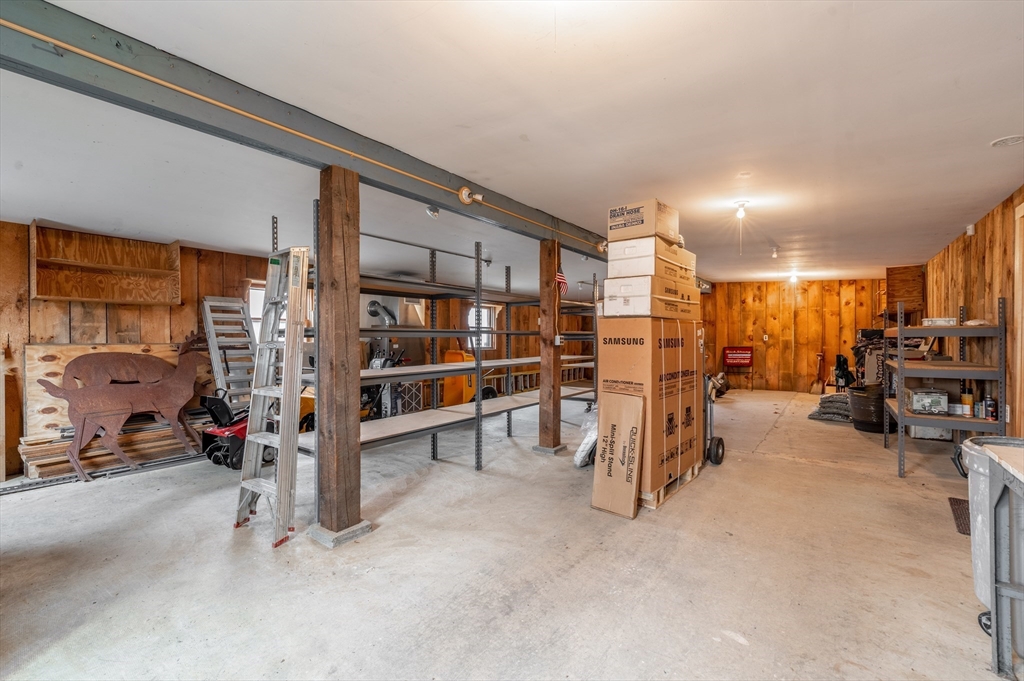 336 West St Property Photo 11
