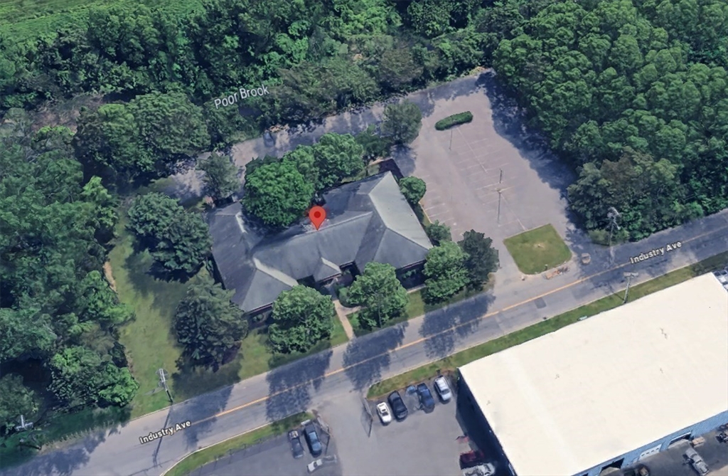 221 Industry Avenue Property Photo 24