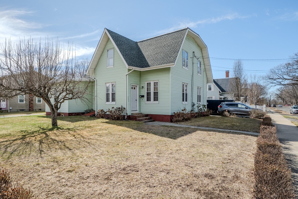 1075-1077 Worcester Street Property Photo