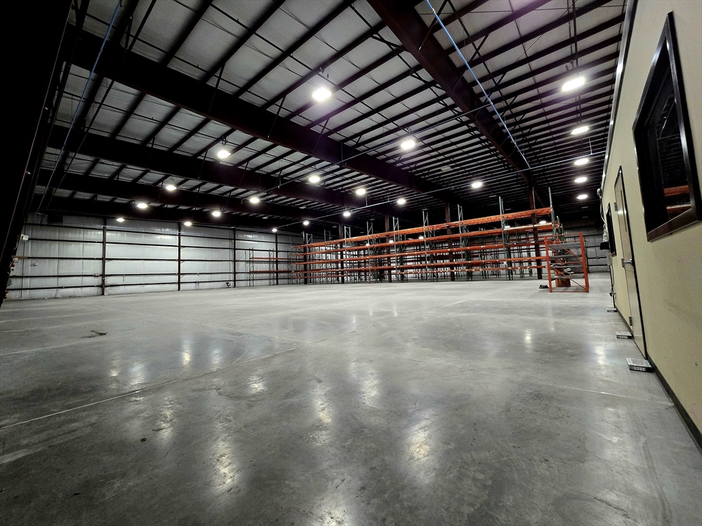 231 Commerce Property Photo 8