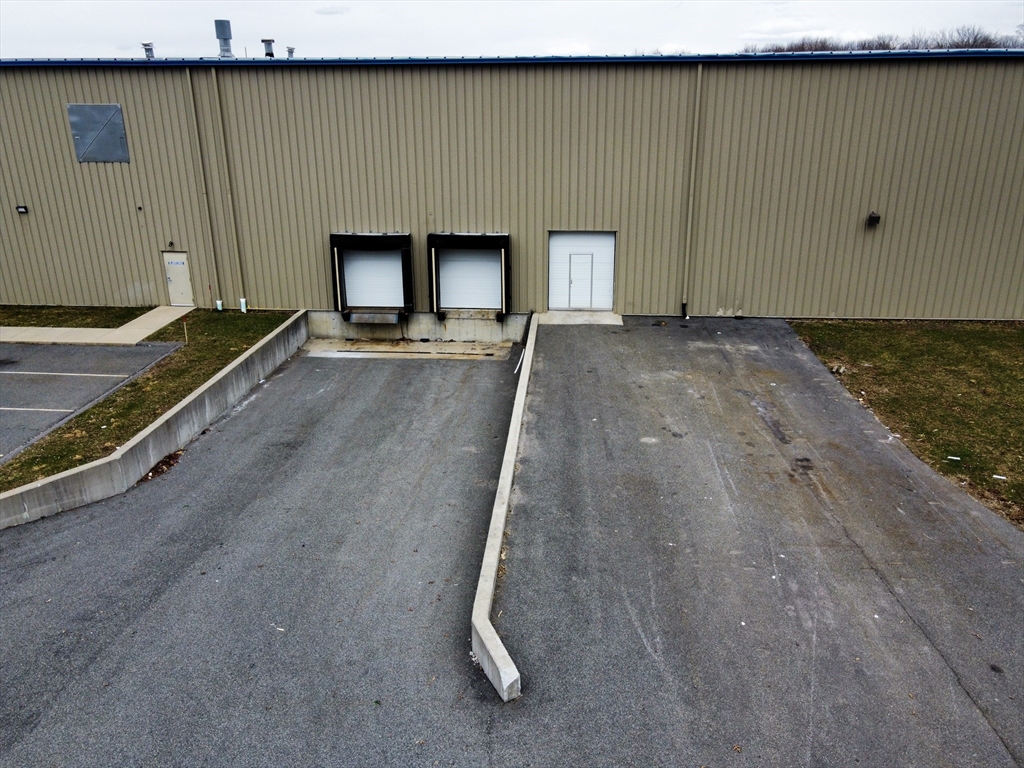 231 Commerce Property Photo 9