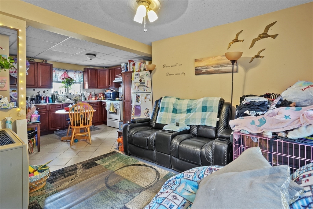 1792 Pleasant St Property Photo 3
