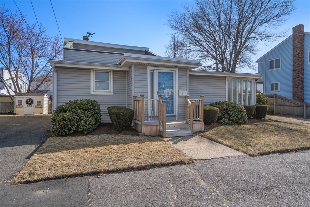 31 Noble Street Property Photo