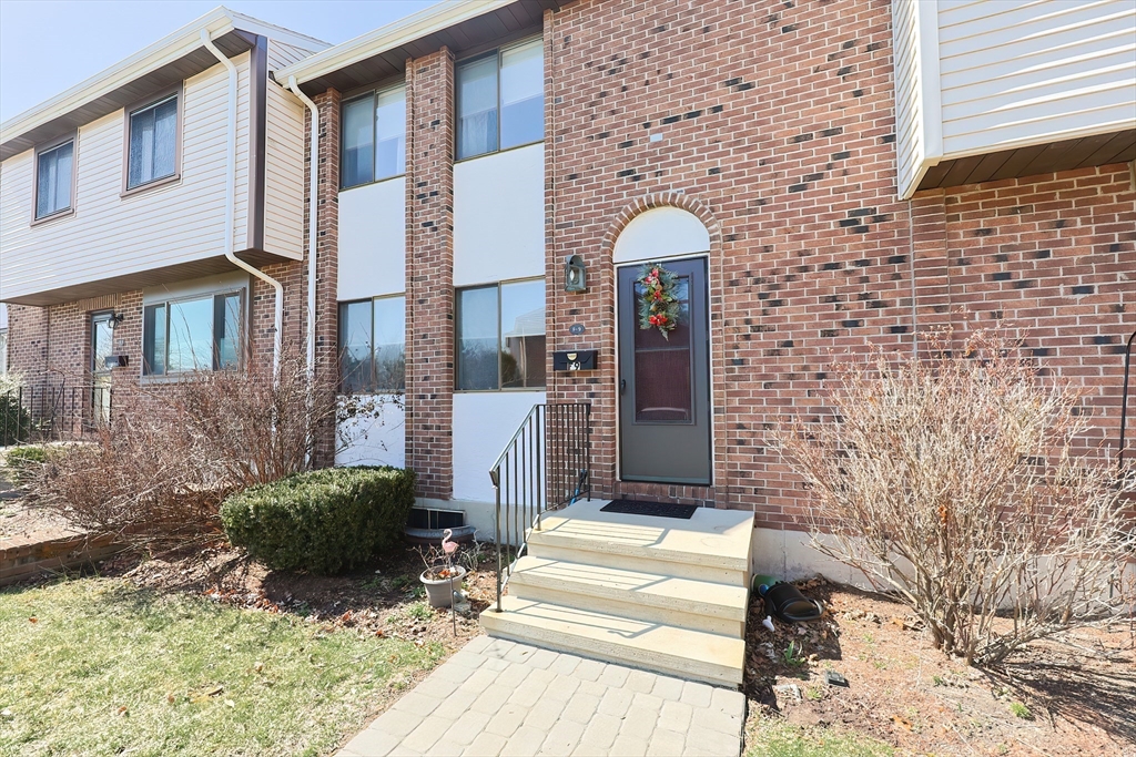399 Pond St # F9 Property Photo