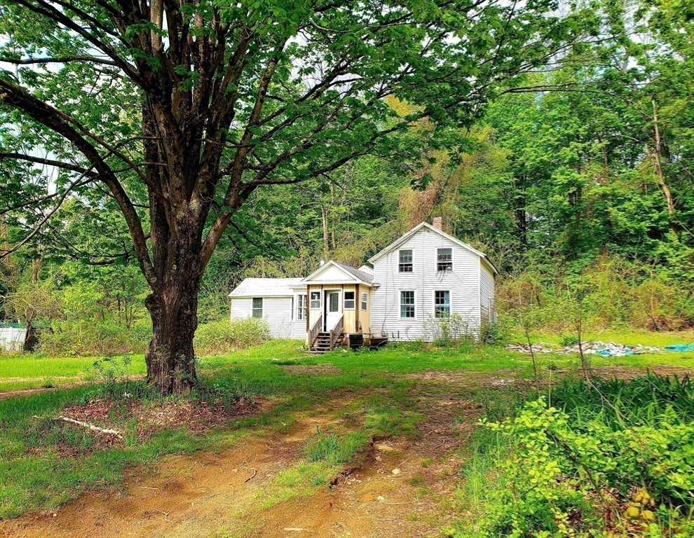 Huntington Real Estate Listings Main Image