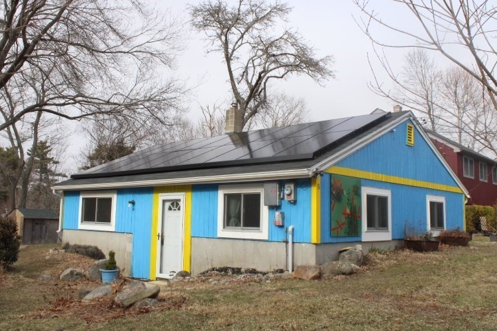 15 Larose Ave Property Photo