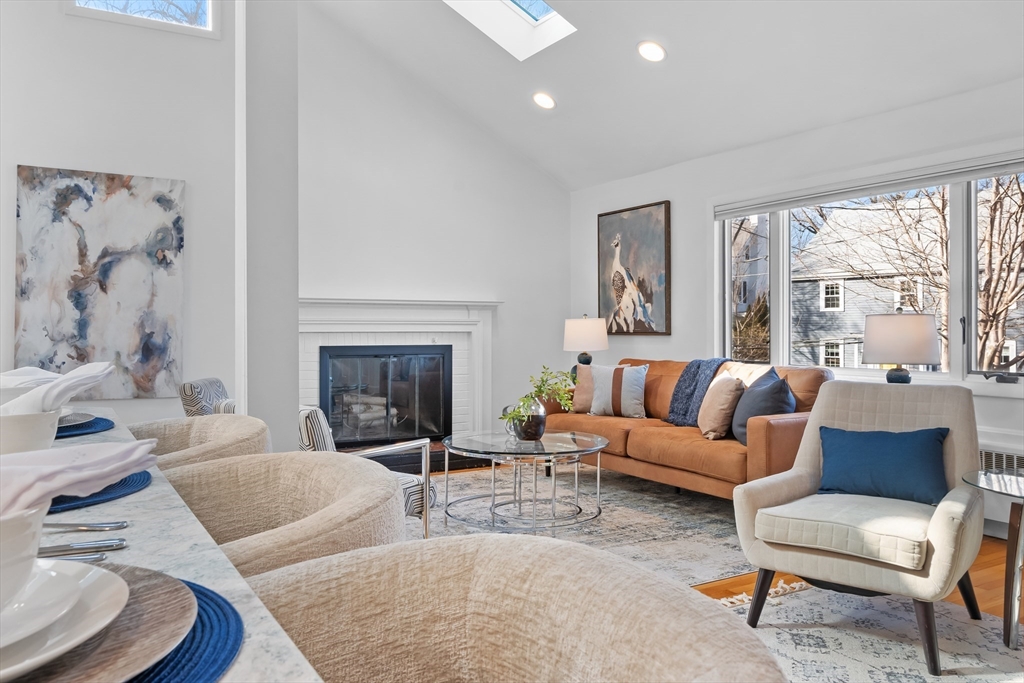 8 Bowditch Rd Property Photo