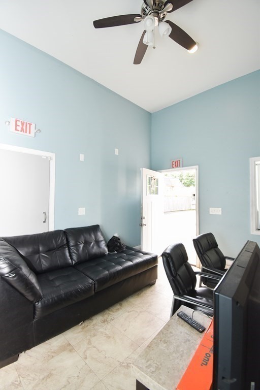 1300+1304 Worcester St Property Photo 6