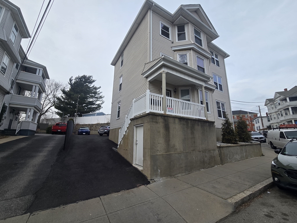 25 Choate St # 3 Property Photo