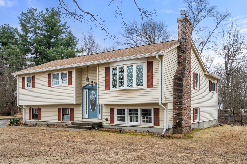 373 Birnie Ave Property Photo