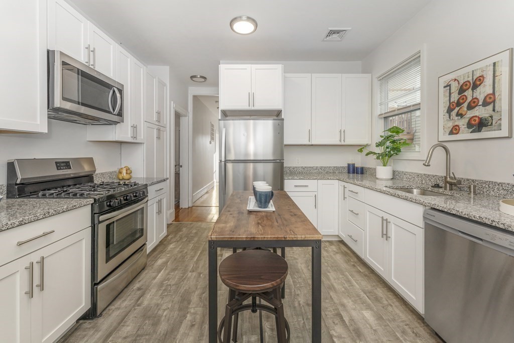 172 Boylston # 2 Property Photo
