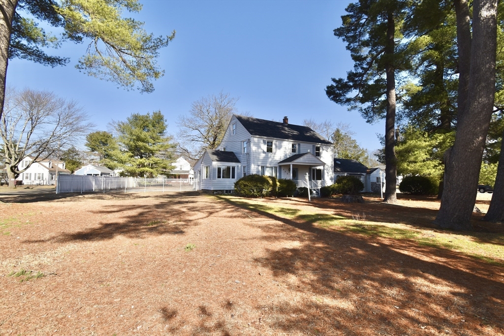 582 Springfield St Agawam Property Photo