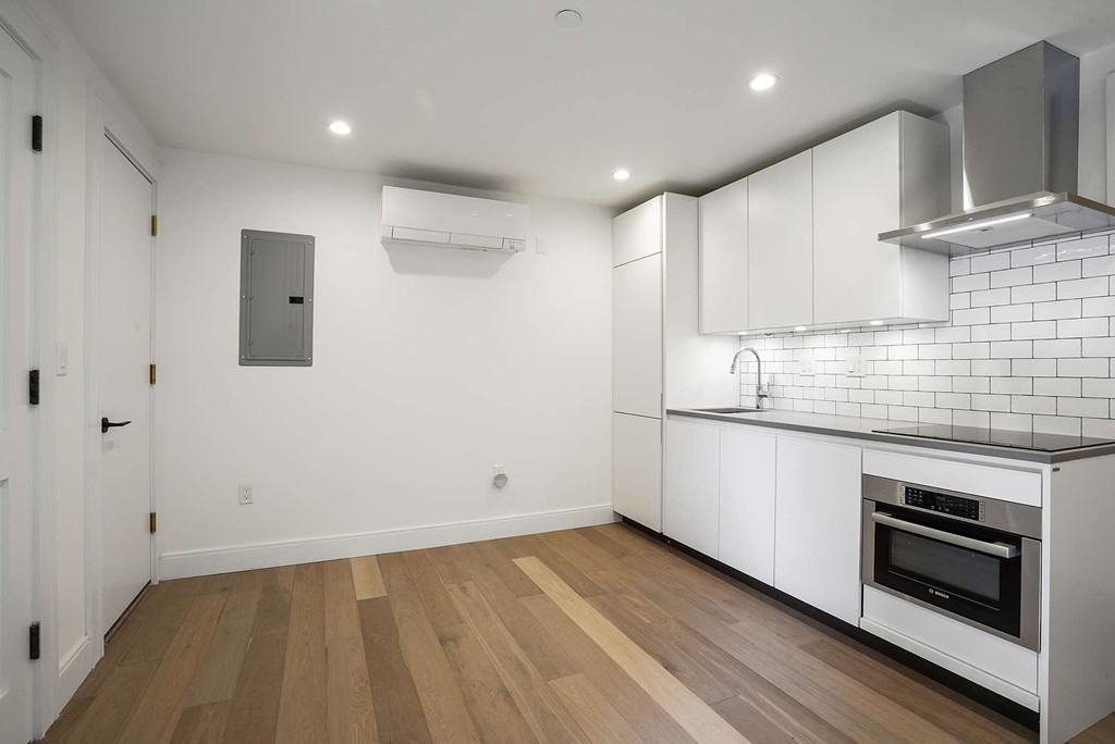 72 Beacon Street # A Property Photo