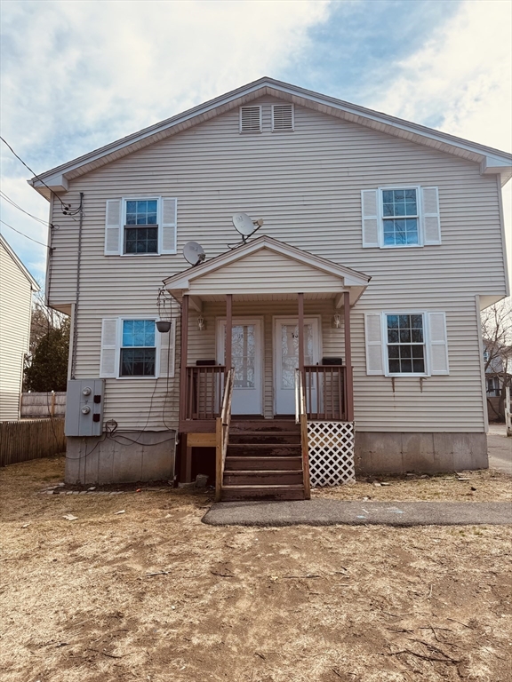131 Moxon St # R Property Photo