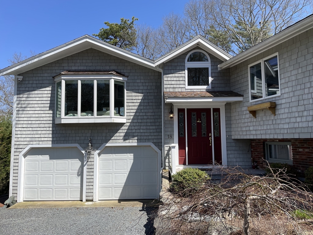 18 Quamhasett Rd Property Photo