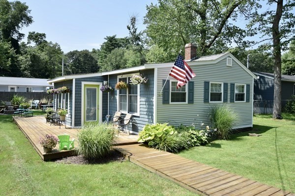 24 3rd Ave Property Photo