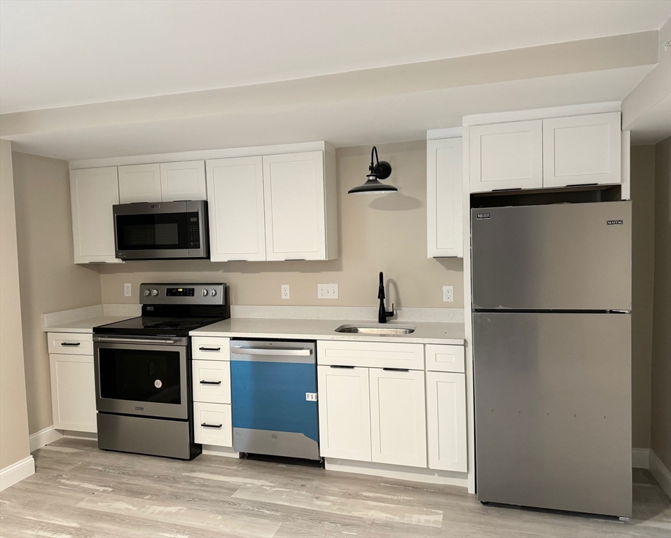 72 Nahant St # B Property Photo
