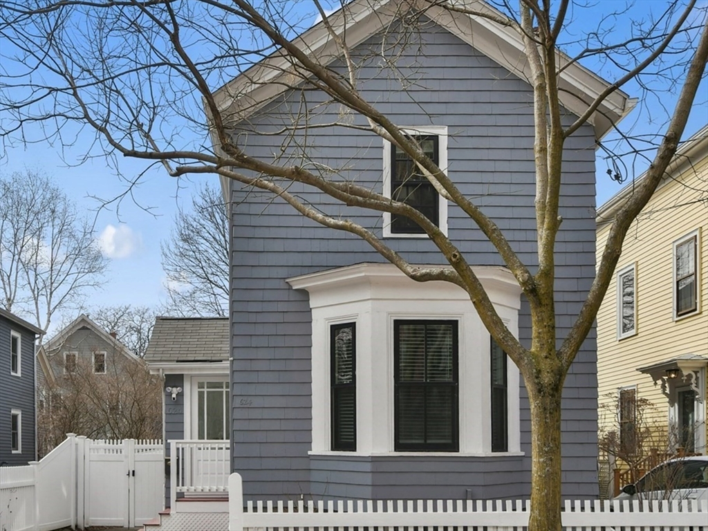 624 Green St Property Photo
