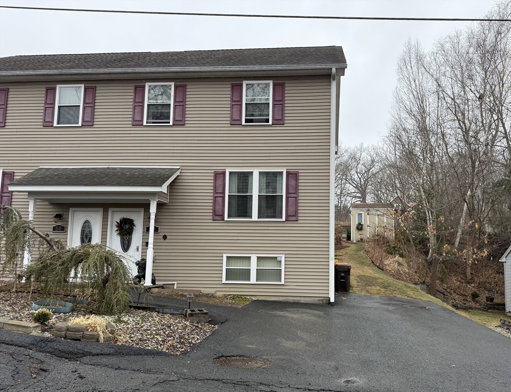 Hampden County Real Estate Listings Main Image