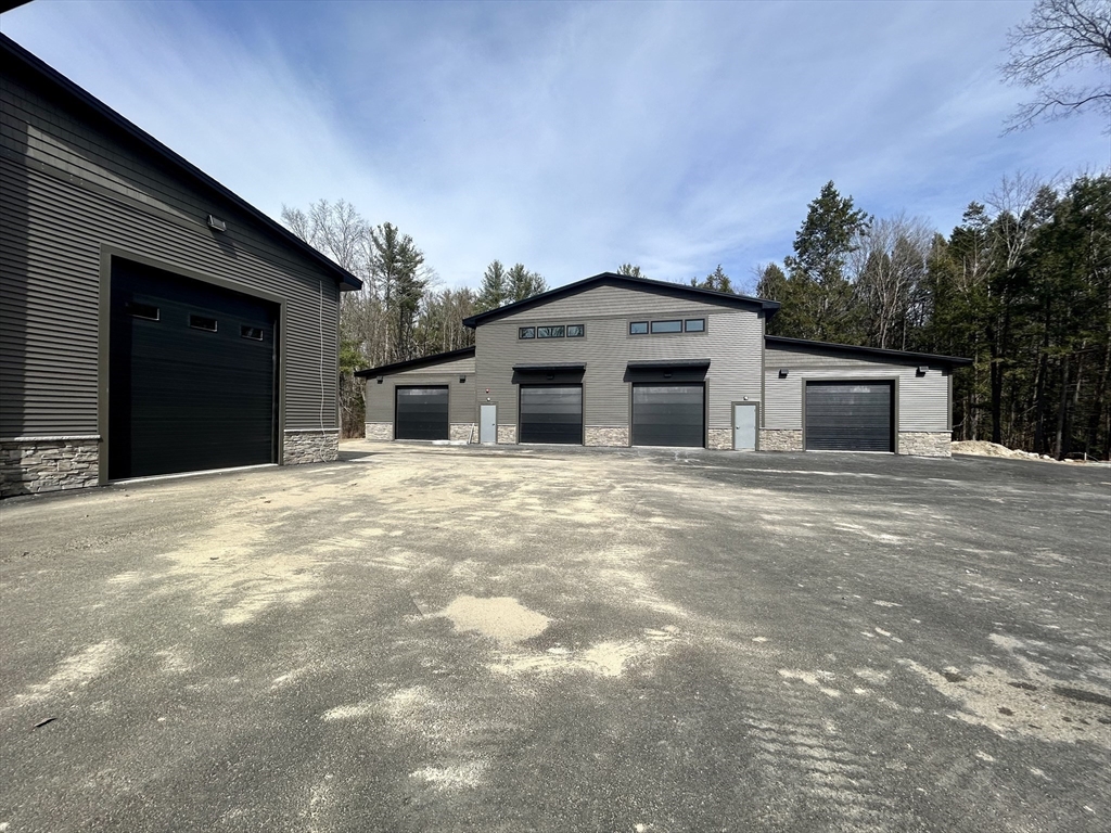 15 Oneil St # B4 Property Photo 2