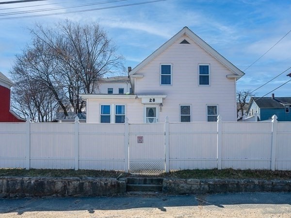 28 Nashua St Property Photo
