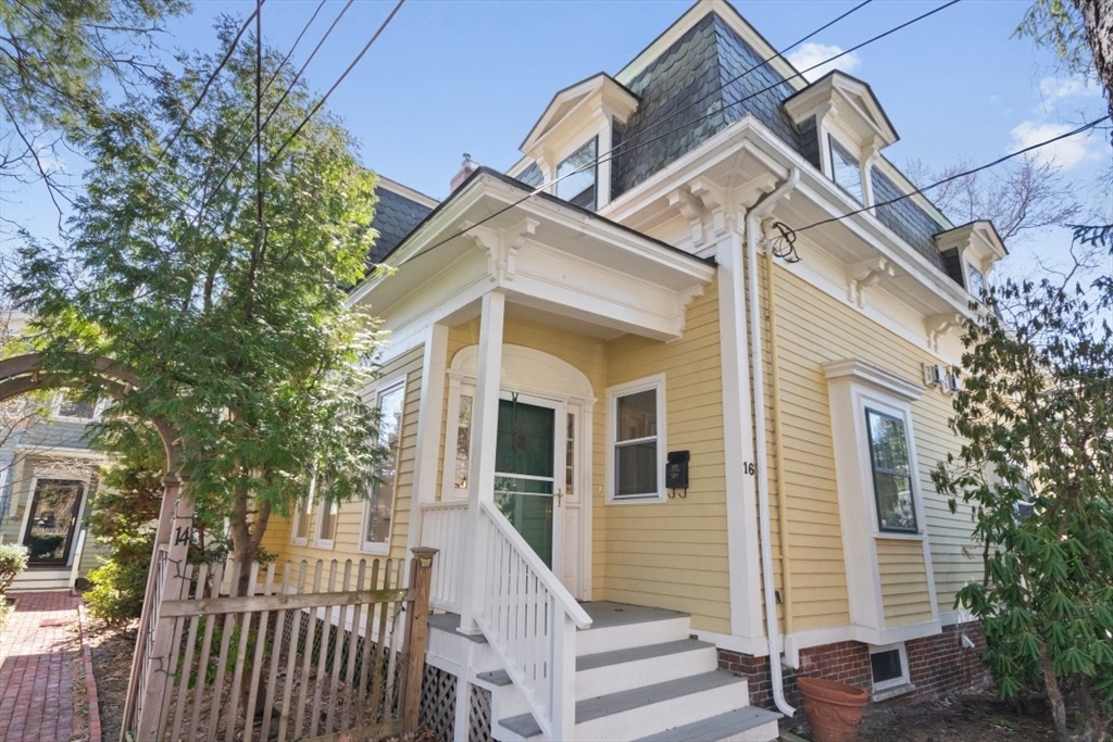 16 Parker # 16 Property Photo