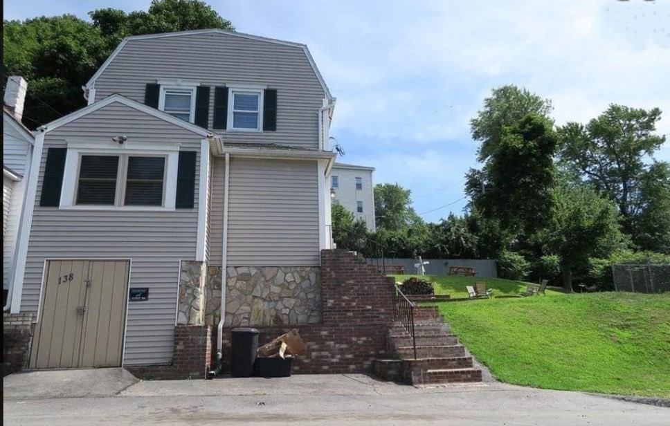 138 Norfolk St Property Photo
