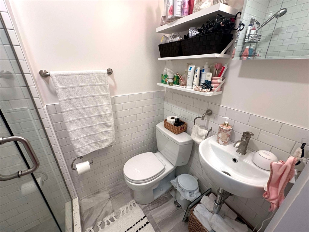 101 Charles St. # 3r Property Photo 11