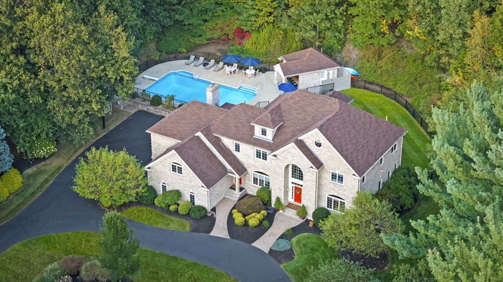 01983 Real Estate Listings Main Image