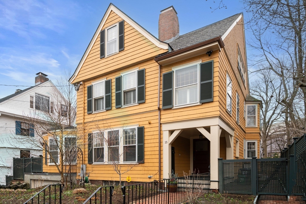 15 Traill Street Property Photo