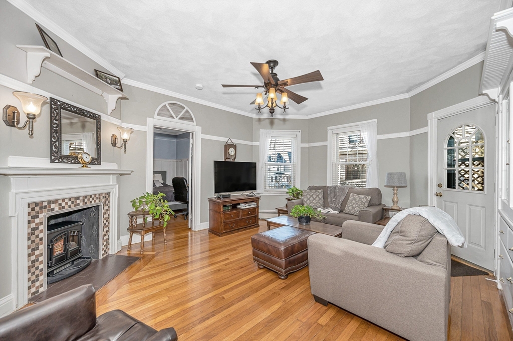 40 Huntington St # A Property Photo