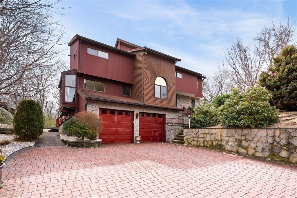 4 Rockland Property Photo