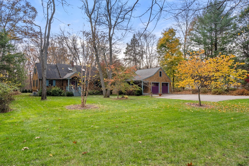 147 Hunting Lane Property Photo