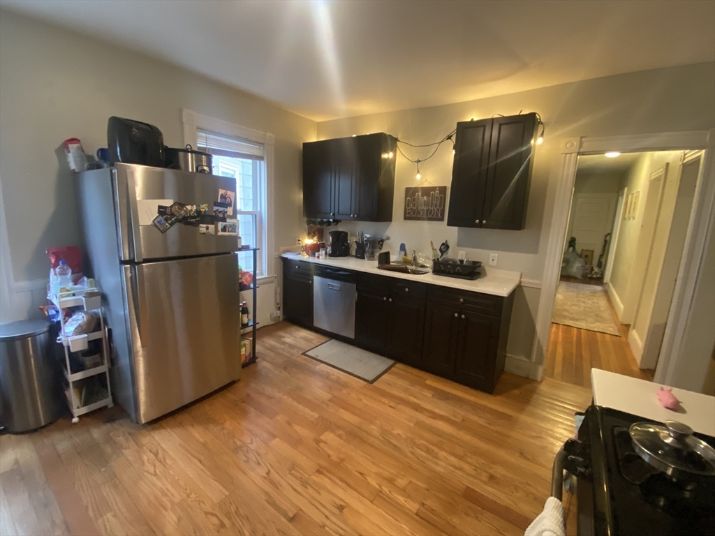 10 Taft St # 2 Property Photo