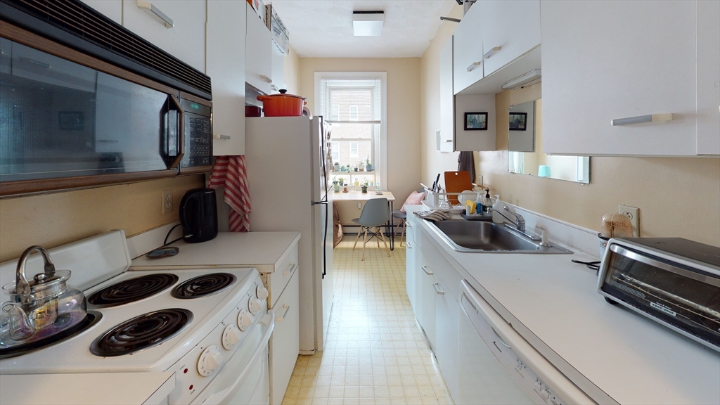 1625 Commonwealth Ave # 9 Property Photo