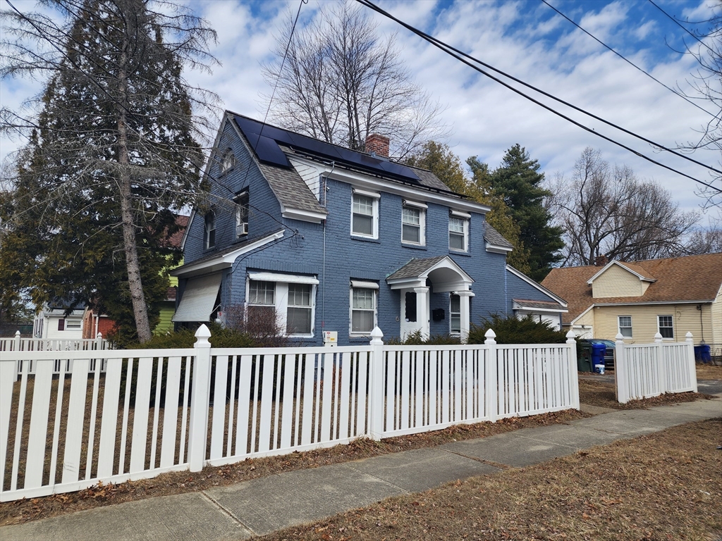 6 N Chatham St Property Photo