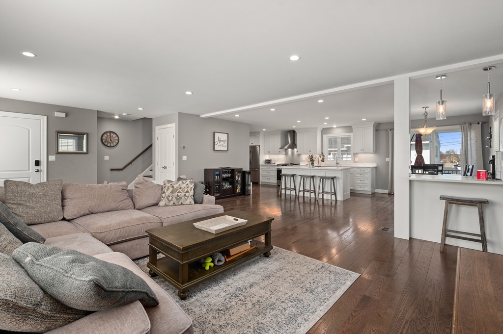 27 North Ave # A Property Photo