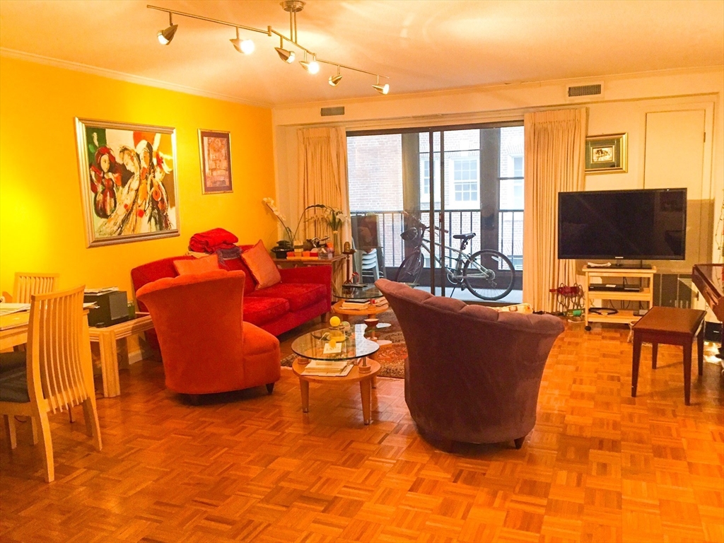 1580 Massachusetts Avenue # 2c Property Photo