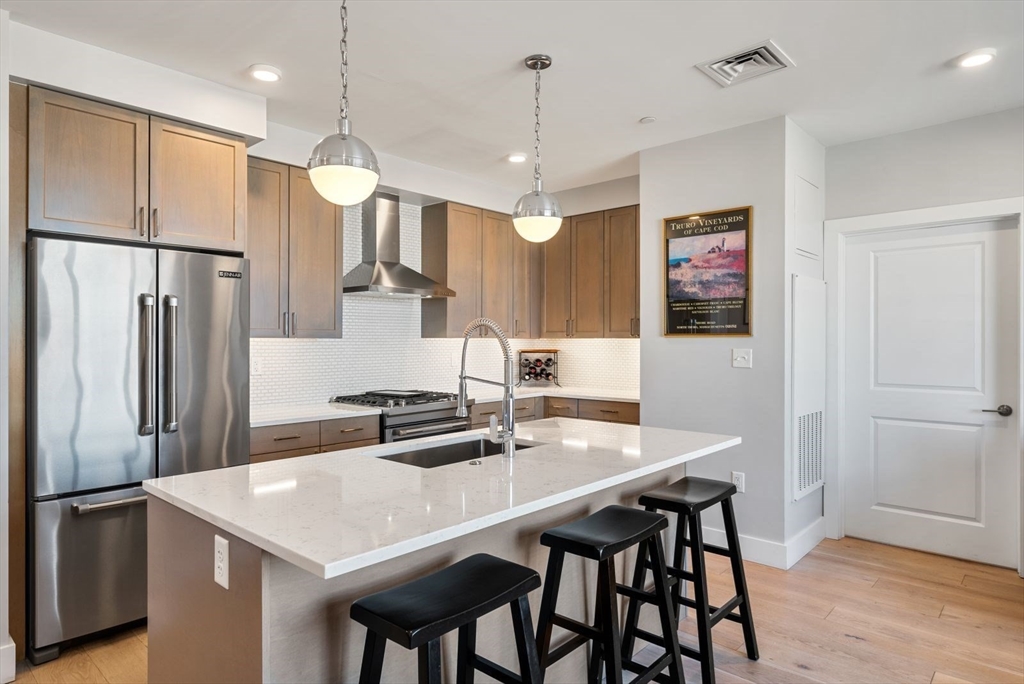 1650 Commonwealth Ave # 507 Property Photo