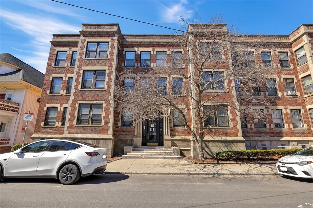40 Chester # B Property Photo