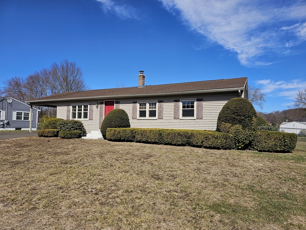 9 Upland Rd Property Photo
