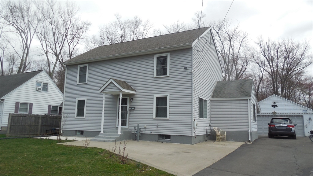 112 Wolcott Ave Property Photo