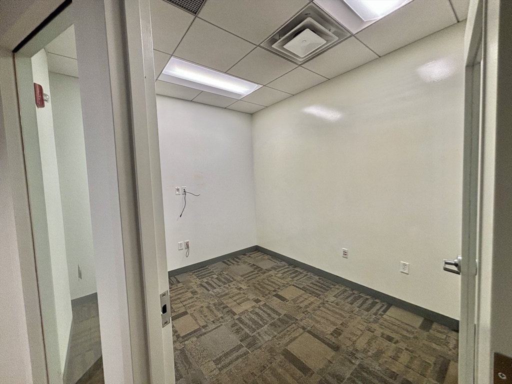 31 Union Sq Property Photo 18