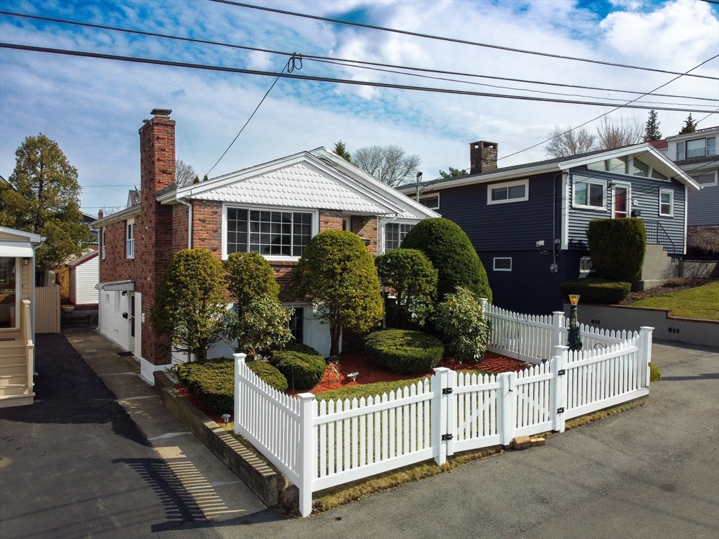 54 Carlson Ave Property Photo