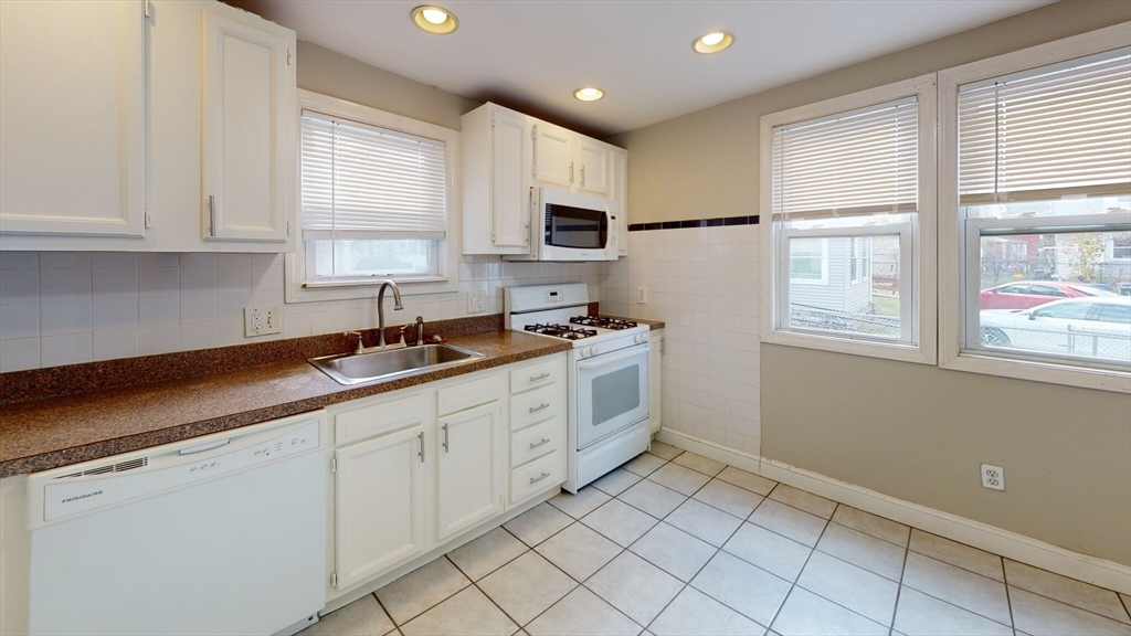22-24 Kelley Court # 24 Property Photo
